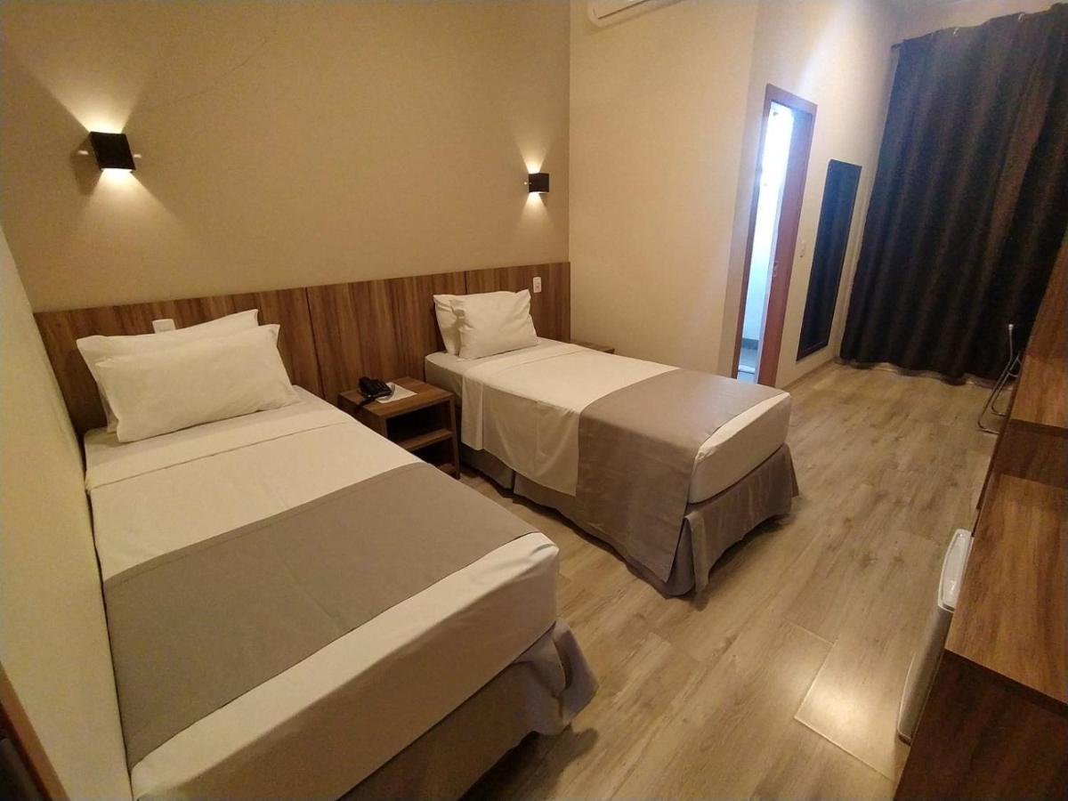 Minas Platinum Hotel & Convention コンセリェイロ・ラファイエテ エクステリア 写真