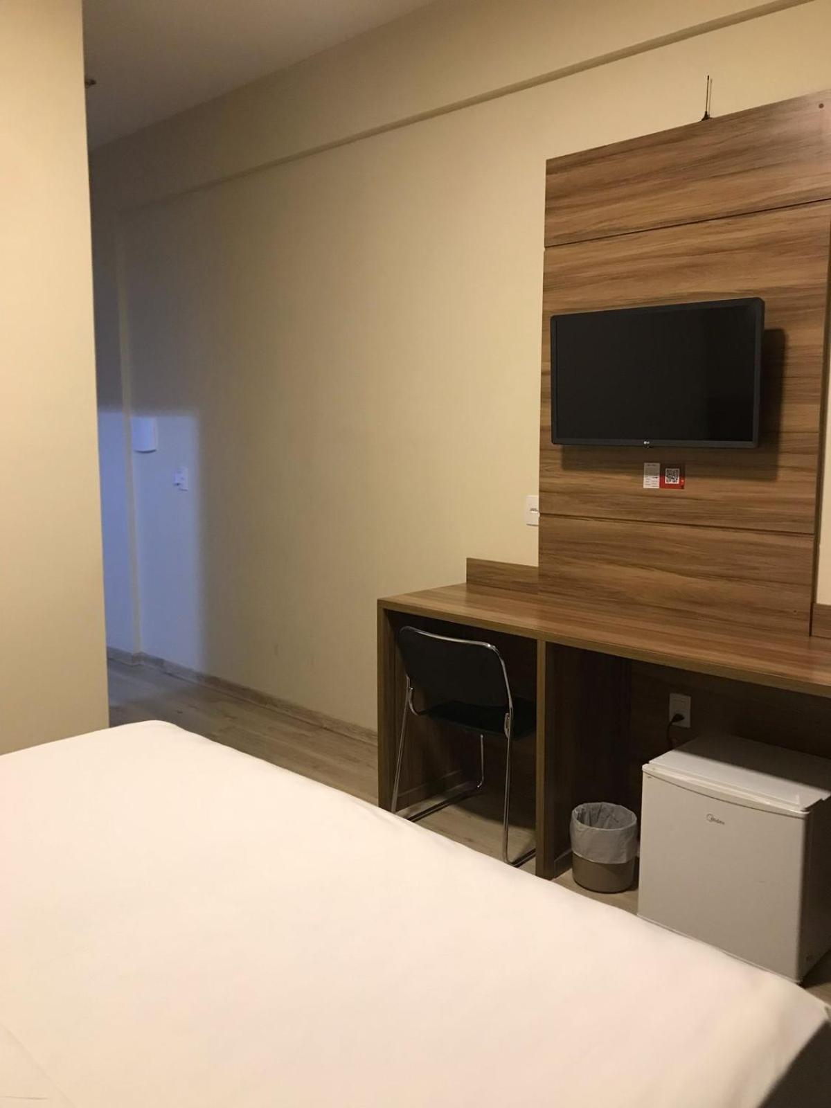 Minas Platinum Hotel & Convention コンセリェイロ・ラファイエテ エクステリア 写真