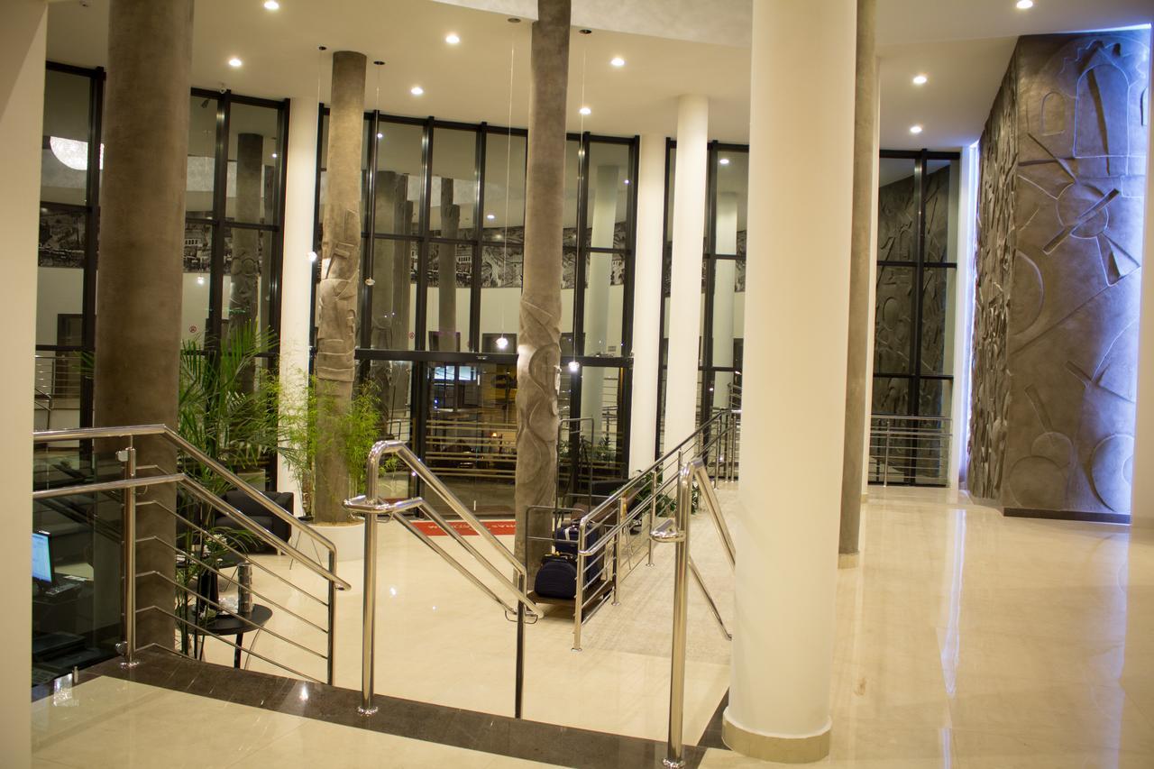 Minas Platinum Hotel & Convention コンセリェイロ・ラファイエテ エクステリア 写真
